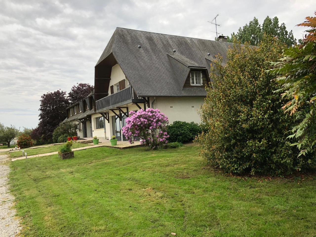 La Cle Des Champs Hotel Le Teilleul Exterior foto