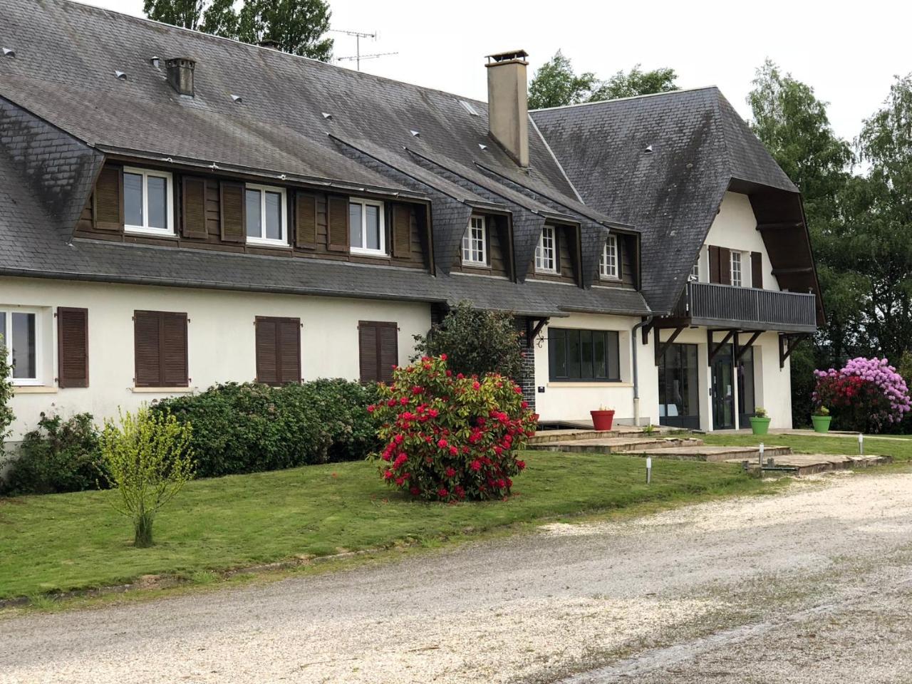 La Cle Des Champs Hotel Le Teilleul Exterior foto